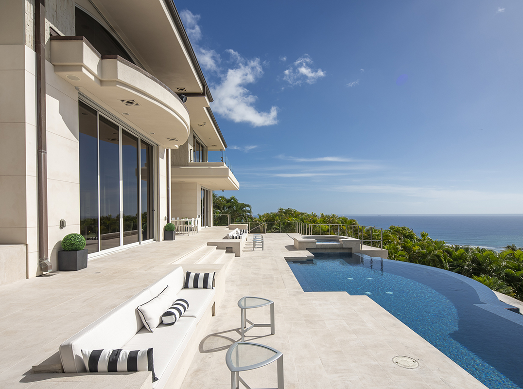 Elevated Living in Hawaii Loa Ridge